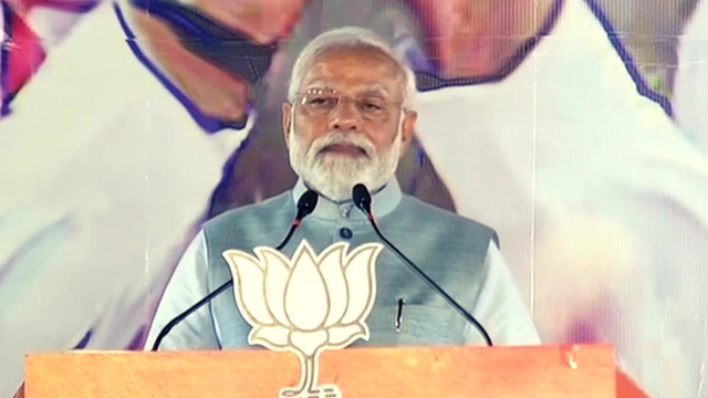 નવી દિલ્હી ખાતે ભાજપ કાર્યાલયમાં વડા પ્રધાન નરેન્દ્ર મોદી