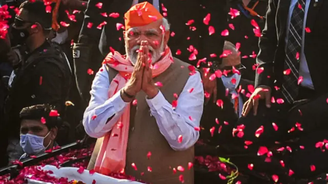 नरेंद्र मोदी