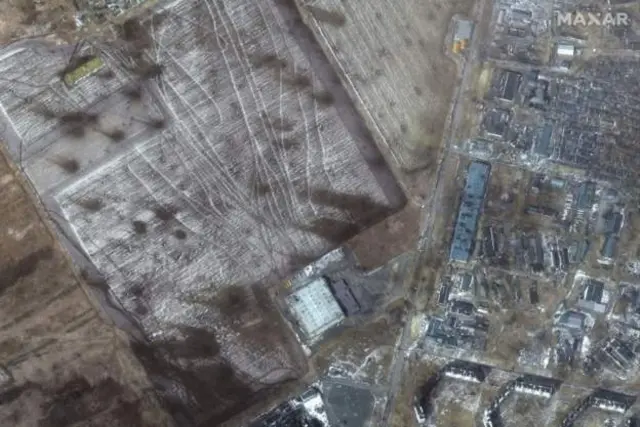 Маріуполь після обстрілів