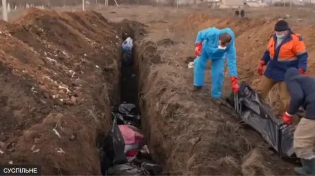 Братська могила у Маріуполі