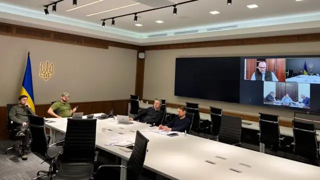 Ukrainian official Mykhailo Podolyak's photo of online negotiations between Ukraine and Russia