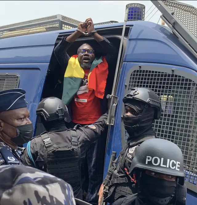 Oliver Barker Vormawor as he dey appear before court