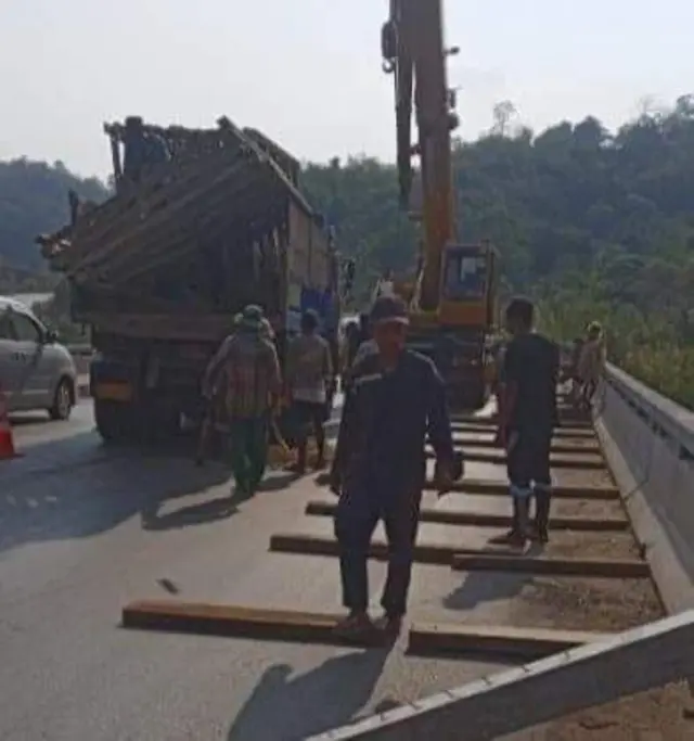 အာရှလမ်းမှာ ကုန်ကားသွားလာခွင့် ၃ ရက်ပိတ်မယ်