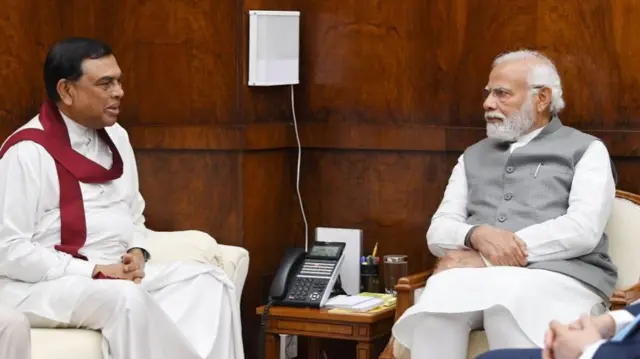 नरेंद्र मोदी