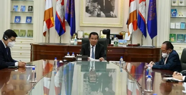 တရုတ်နဲ့ ကမ္ဘောဒီးယားခေါင်းဆောင်တွေ တွေ့
