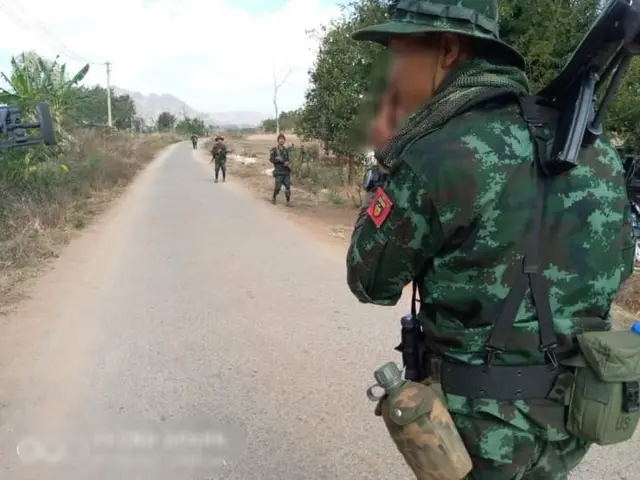 ဒီးမော့ဆိုမှာ စစ်ကောင်စီတပ်ဖွဲ့ဝင် ၂၀ ကျော်သေဆုံးပြီး တင့်ကား ၁ စီးပျက်စီးတယ်လို့ ဒေသ PDF ပြော