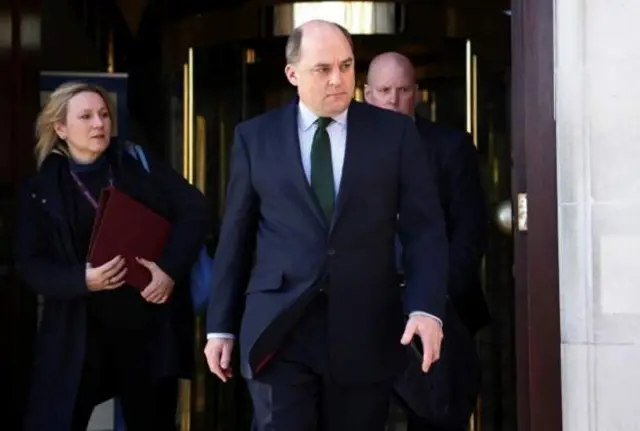 ব্রিটেনের প্রতিরক্ষামন্ত্রী বেন ওয়ালেস