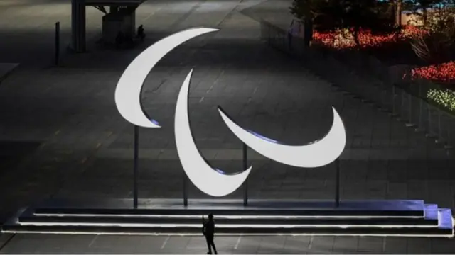 Paralympic motif