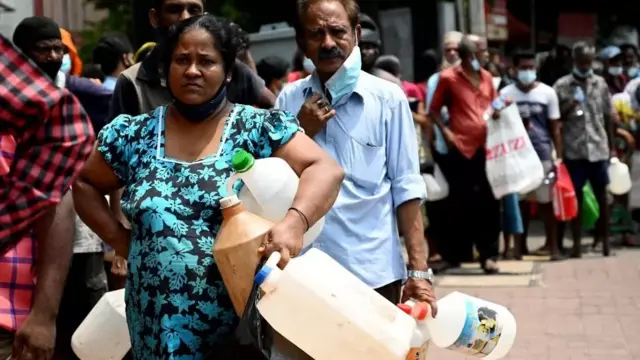 இலங்கை பொருளாதார நெருக்கடி