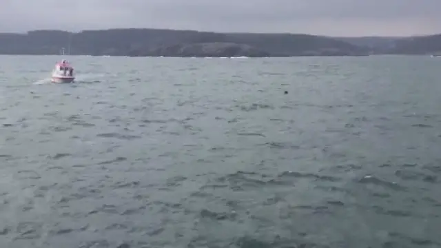İstanbul Boğazı’nda mayın olduğundan şüphelenilen bir cisim bulundu, Sahil Güvenlik devreye girdi