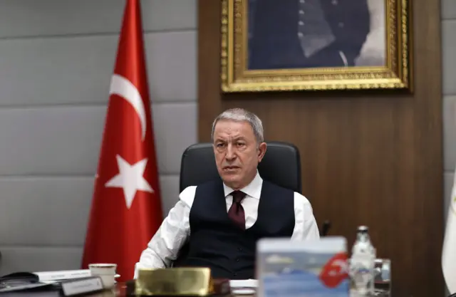 Hulusi Akar