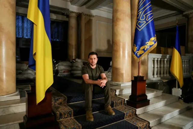 Tổng thống Ukraine Volodymyr phỏng vấn với Reuters tại Kyiv, Ukraine, ngày 1 tháng 3 năm 2022