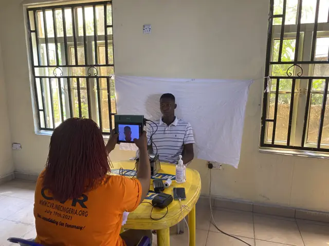 Di ward voter registration dey go on across di country