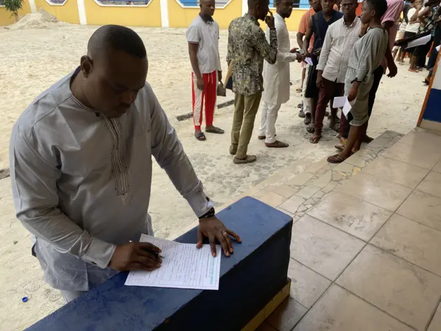 INEC say di voter registration exercise go end for June 2022