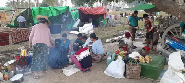 စစ်ကောင်စီရဲ့လက်နက်ကြီးထိမှန်လို့ နတ်မြောင်းစစ်ရှောင် ၁ ဦးသေဆုံး၊ ၂ ဦးဒဏ်ရာပြင်းထန်