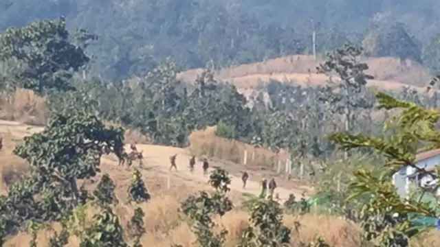 လေးကေကော်မှာ KNLA ပူးပေါင်းတပ်ဖွဲ့တွေနဲ့စစ်ကောင်စီတပ် တိုက်ပွဲဖြစ်နေ