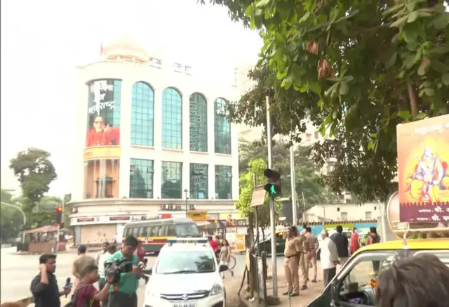 శివ సేన కార్యాలయం
