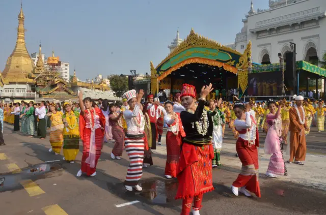 ရန်ကုန်မှာ စစ်ကောင်စီက လုံခြုံရေးတင်းကြပ်ပြီး သင်္ကြန်ပွဲ ကျင်းပ