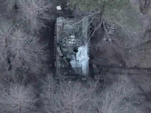 Jeshi la Ukraine linasema kuwa vikosi vya Urusi vinaendelea kurusha makombora na mabomu