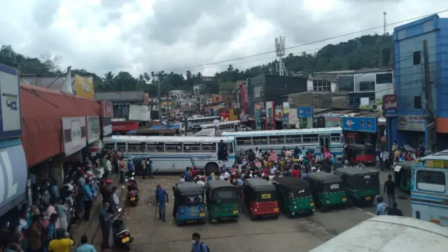 இலங்கை போராட்டம்