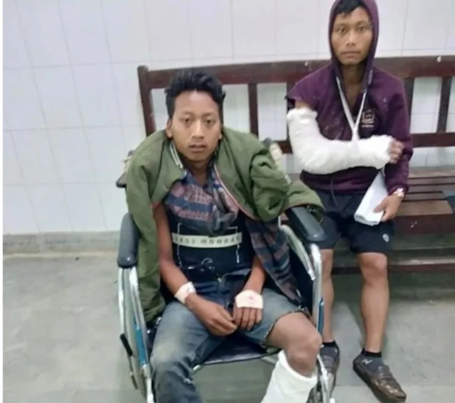 चासा गांव में रहने वाले 28 वर्षीय नोकफुआ वांगपन और 23 वर्षीय रामवांग वांगसा
