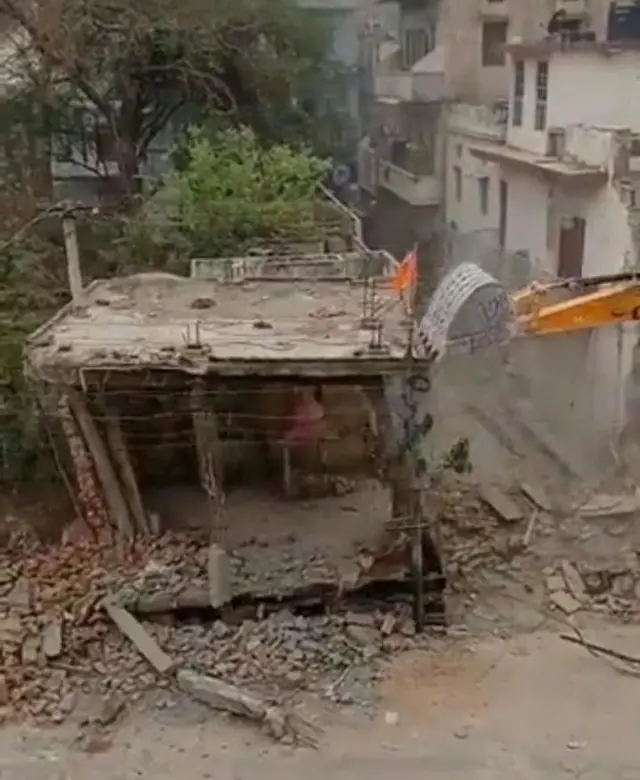 राजस्थान में मंदिर तोड़ने का वीडियो वायरल