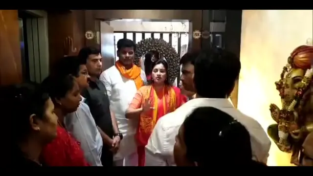 నవనీత్ కౌర్