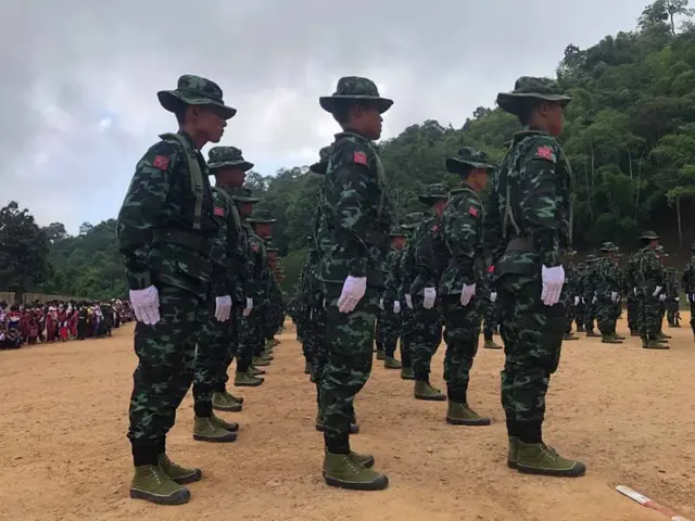 ခုနှစ်ဆန်းပိုင်းကစလို့ နေ့စဥ်ဆိုသလို လေကြောင်းက ဗုံးကြဲဒဏ်ခံနေရမယ့် နောက်မဆုတ်ဘူးလို့ ပြော