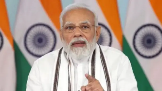 नरेंद्र मोदी