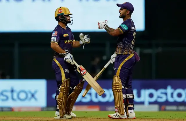 नीतीश राणा और रिंकू सिंह की अर्धशतकीय साझेदारी