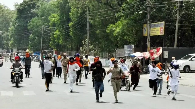 పంజాబ్లో ఉద్రిక్తత