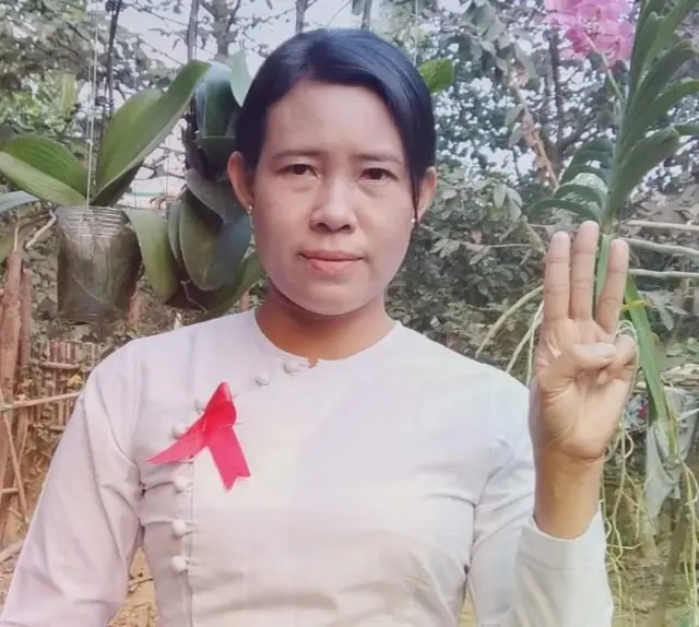 ဒေါ်ချယ်ရီသက်ရှည်