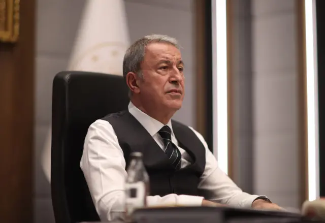 Milli Savunma Bakanı Akar: "Mariupol’deki sivil ve yaralı kişilerin tahliyesi konusunda gemi desteği verebiliriz"