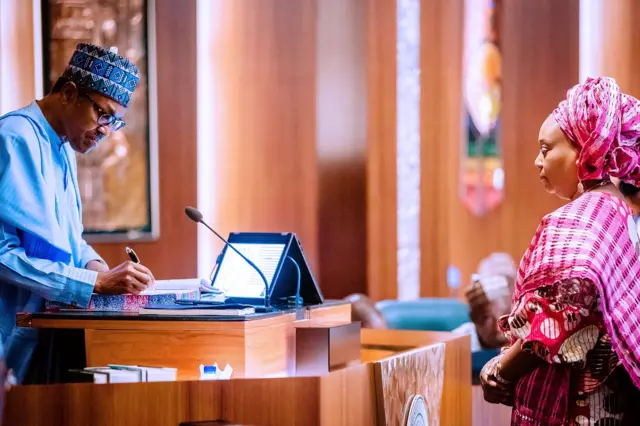Buhari da Folashade Yemi-Esan