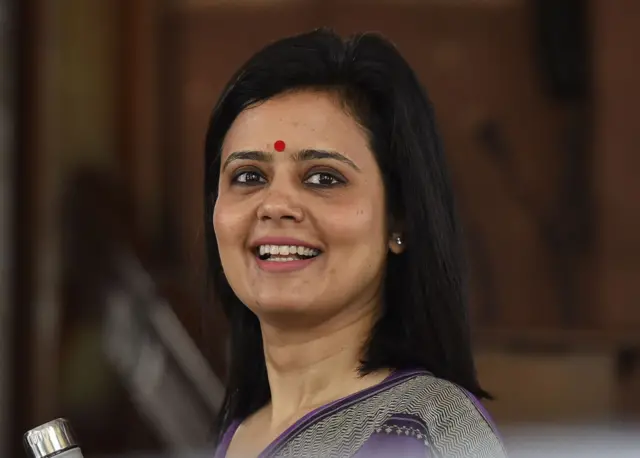 महुआ मोइत्रा