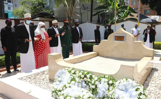 Hayati Sheikh Abeid Amani Karume