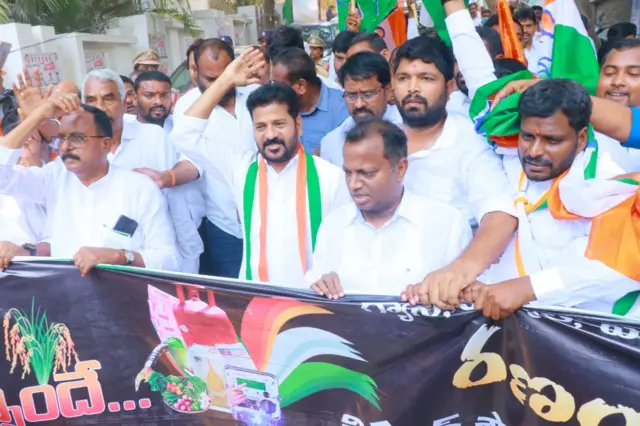 తెలంగాణ కాంగ్రెస్ అధ్యక్షుడు రేవంత్ రెడ్డి