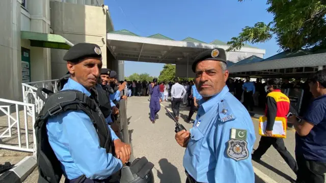 سپریم کورٹ میں سخت سکیورٹی تعینات