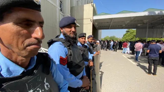 سپریم کورٹ میں سخت سکیورٹی تعینات