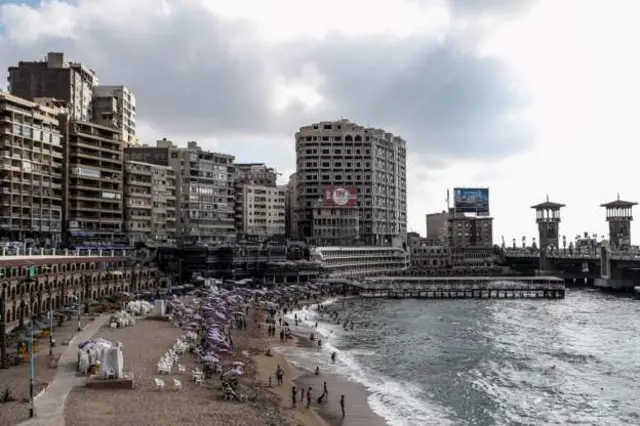 Alexandria ina fukwe nyingi maarufu