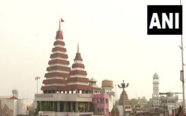 బిహార్ రాజధాని పట్నాలో 50 మీటర్ల పరిధిలో మందిర్, మసీదు