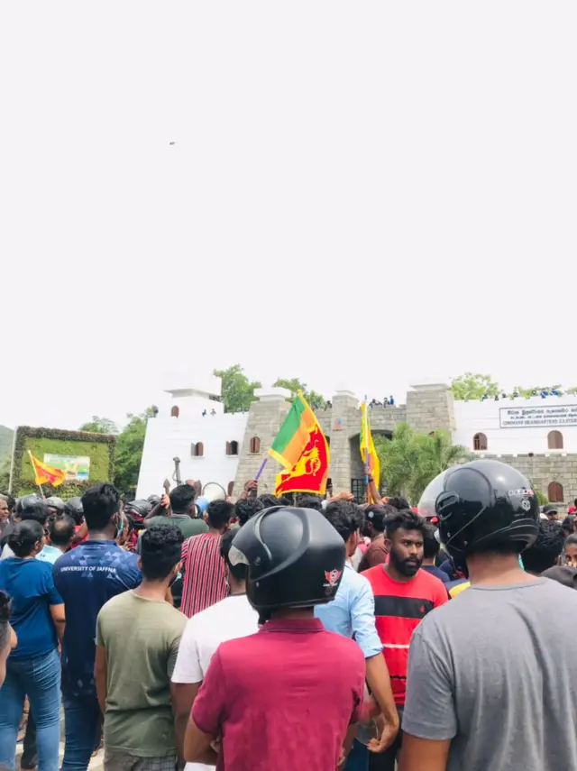 இலங்கை போராட்டம்