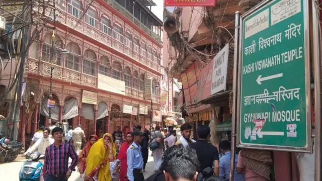 काशी विश्वनाथ मंदिर और ज्ञानवापी मस्जिद को जाने का रास्ता