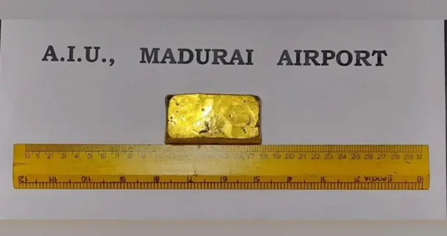 தங்கம் பறிமுதல்