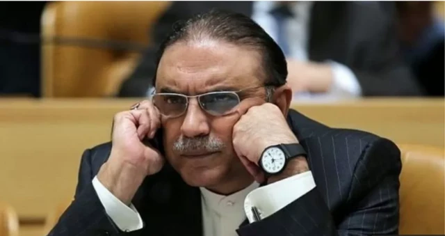 آصف زرداری