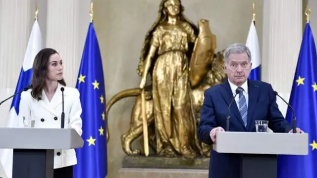 Praim Minista Finland  bụ Sanna Marin  na onyeisiala ha bu Sauli Niinisto