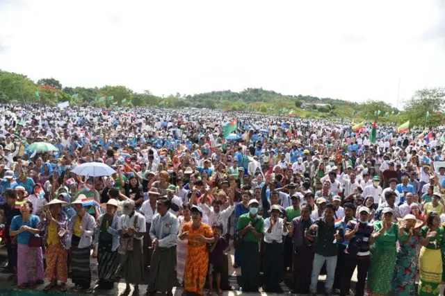 နေပြည်တော်မှာ ဒီနေ့ပြုလုပ်သွားတဲ့စုဝေးပွဲကို စစ်ကောင်စီဘက်က လုံခြုံရေးယူပေးခဲ့တယ်လို့လည်း သိရပါတယ်။