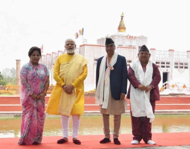 नरेंद्र मोदी