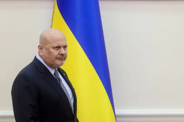 Карим Хан