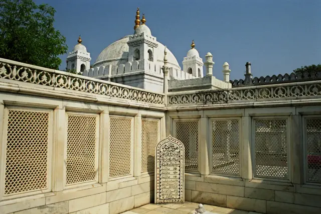 औरंगज़ेब का मक़बरा